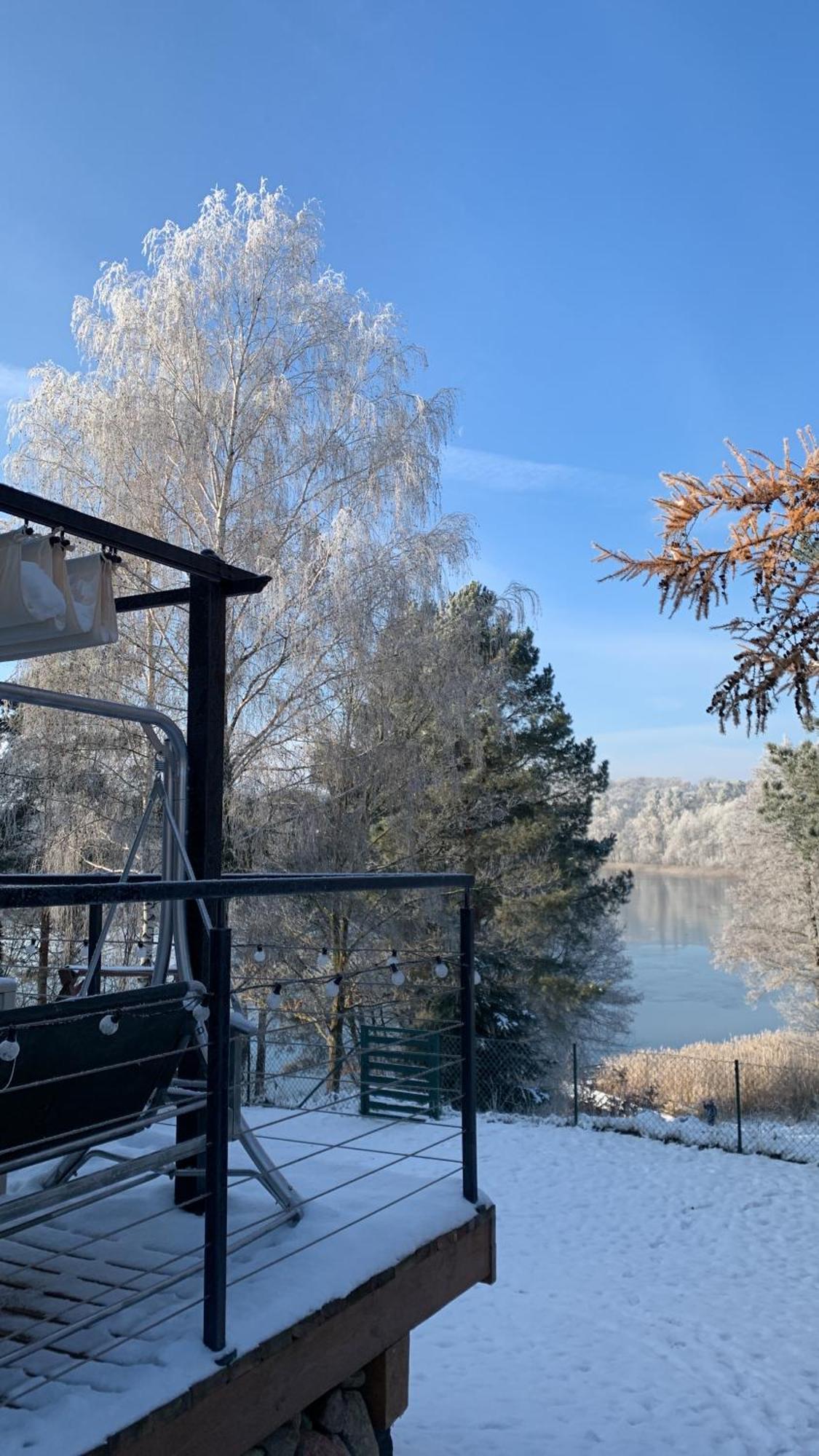 Dom Nad Jeziorem Gaja House Jadamowo Zewnętrze zdjęcie