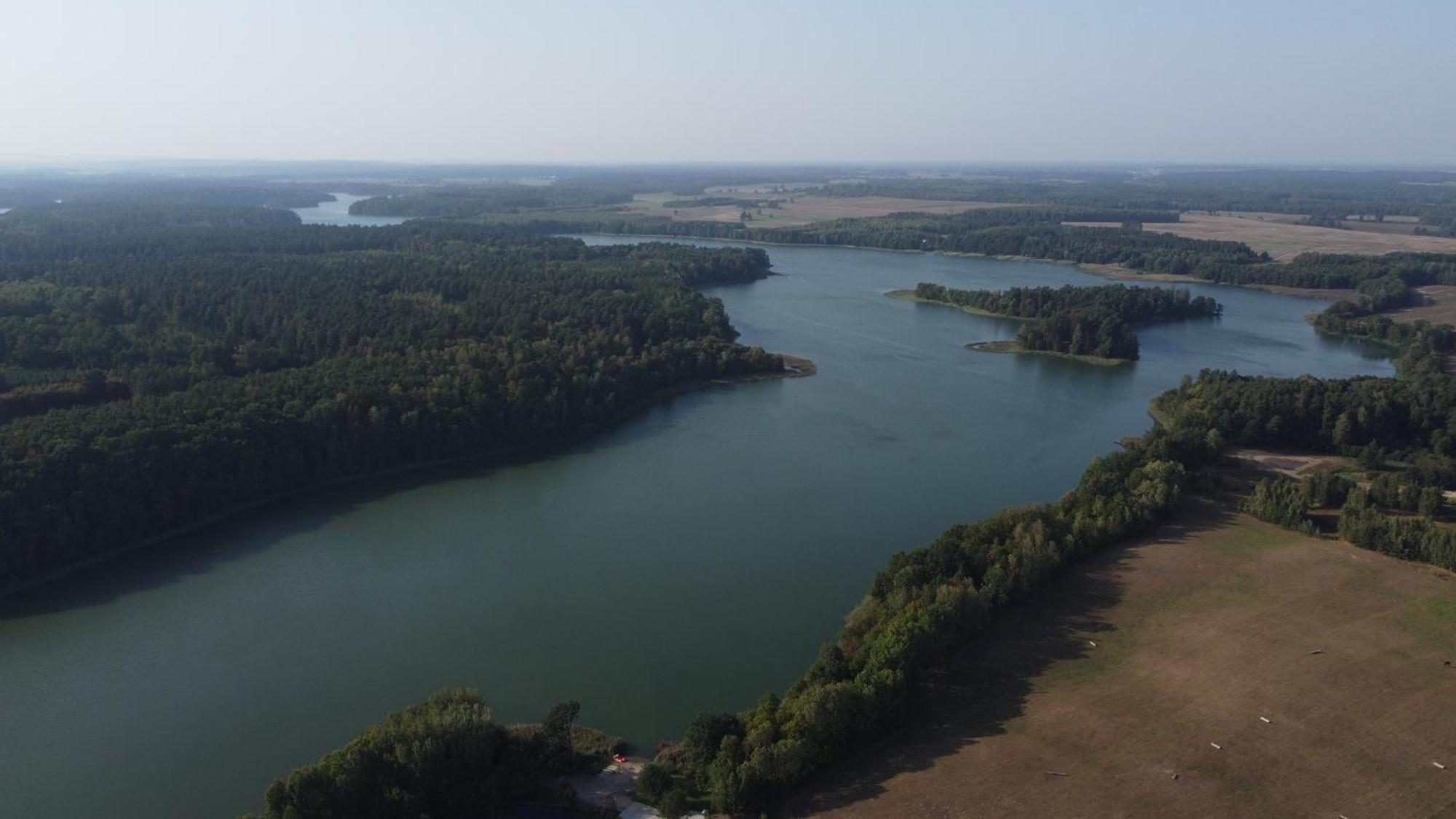 Dom Nad Jeziorem Gaja House Jadamowo Zewnętrze zdjęcie